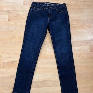 Women’s Eddie Bauer Boyfriend Jeans Size 4 - Excellent